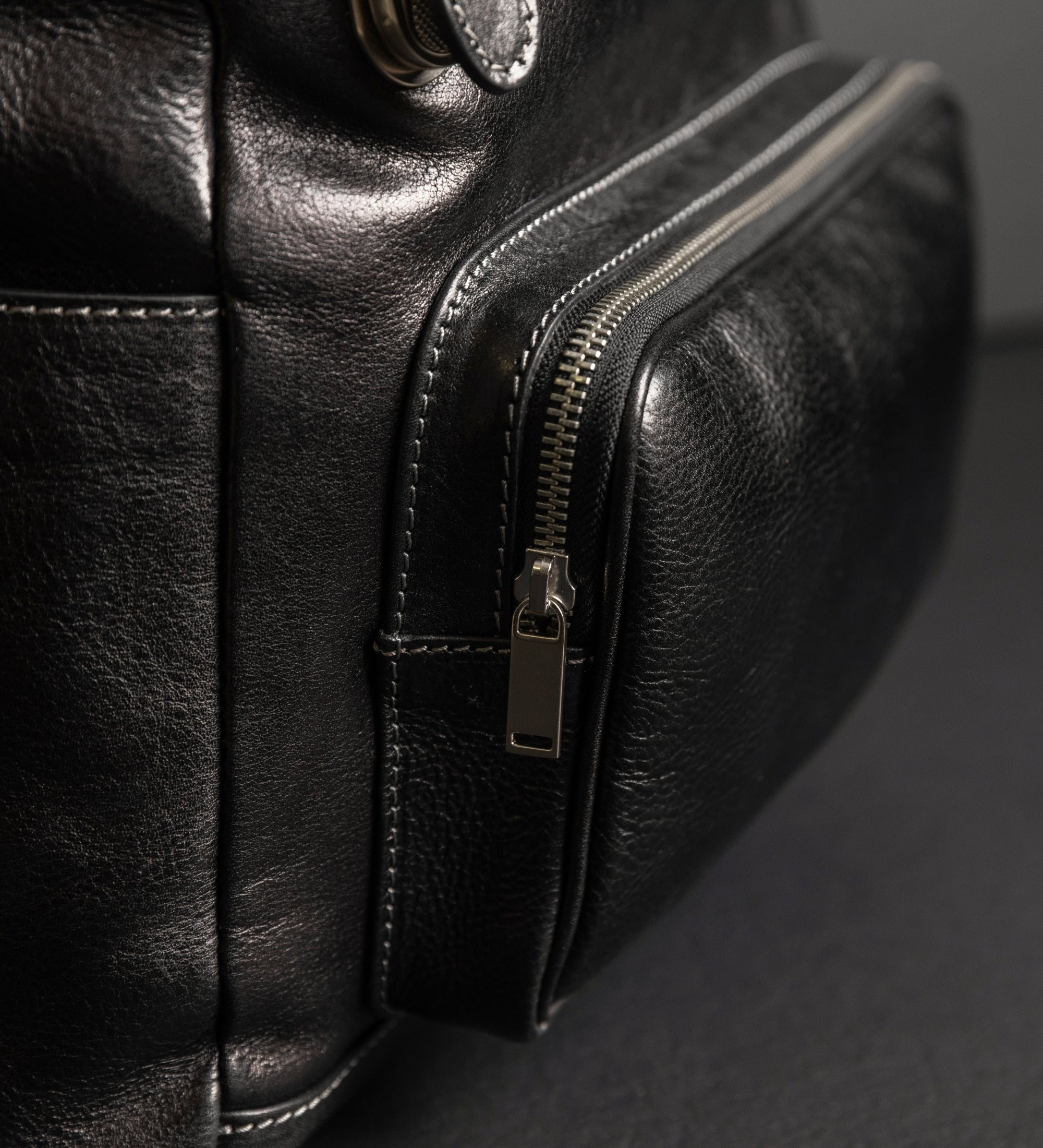 Mochila de cuero: The Good Earth