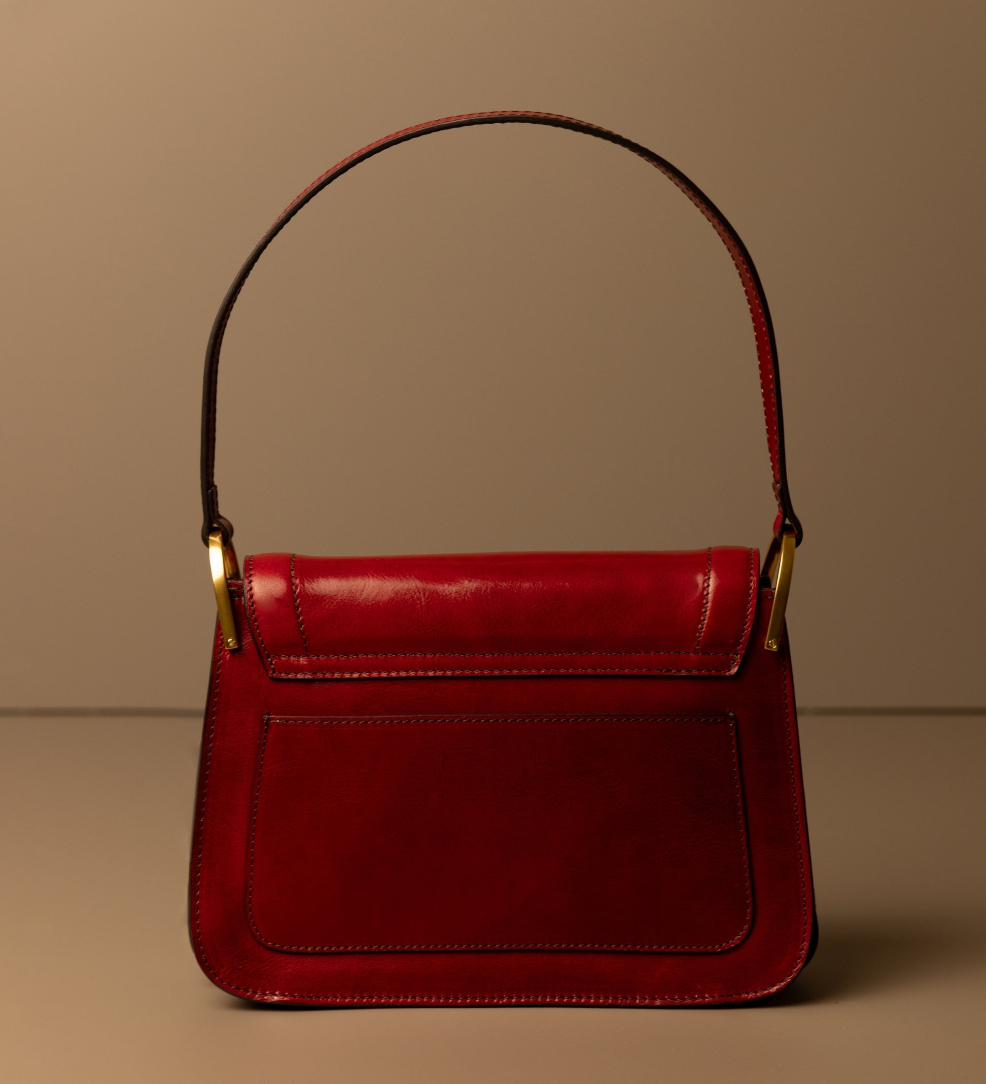 Bolso de cuero con solapa para mujer: Possession