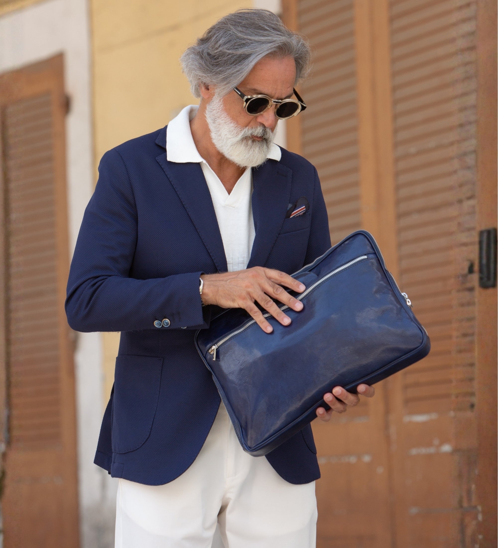 Bolso para portátil/maletín de cuero: Brave New World