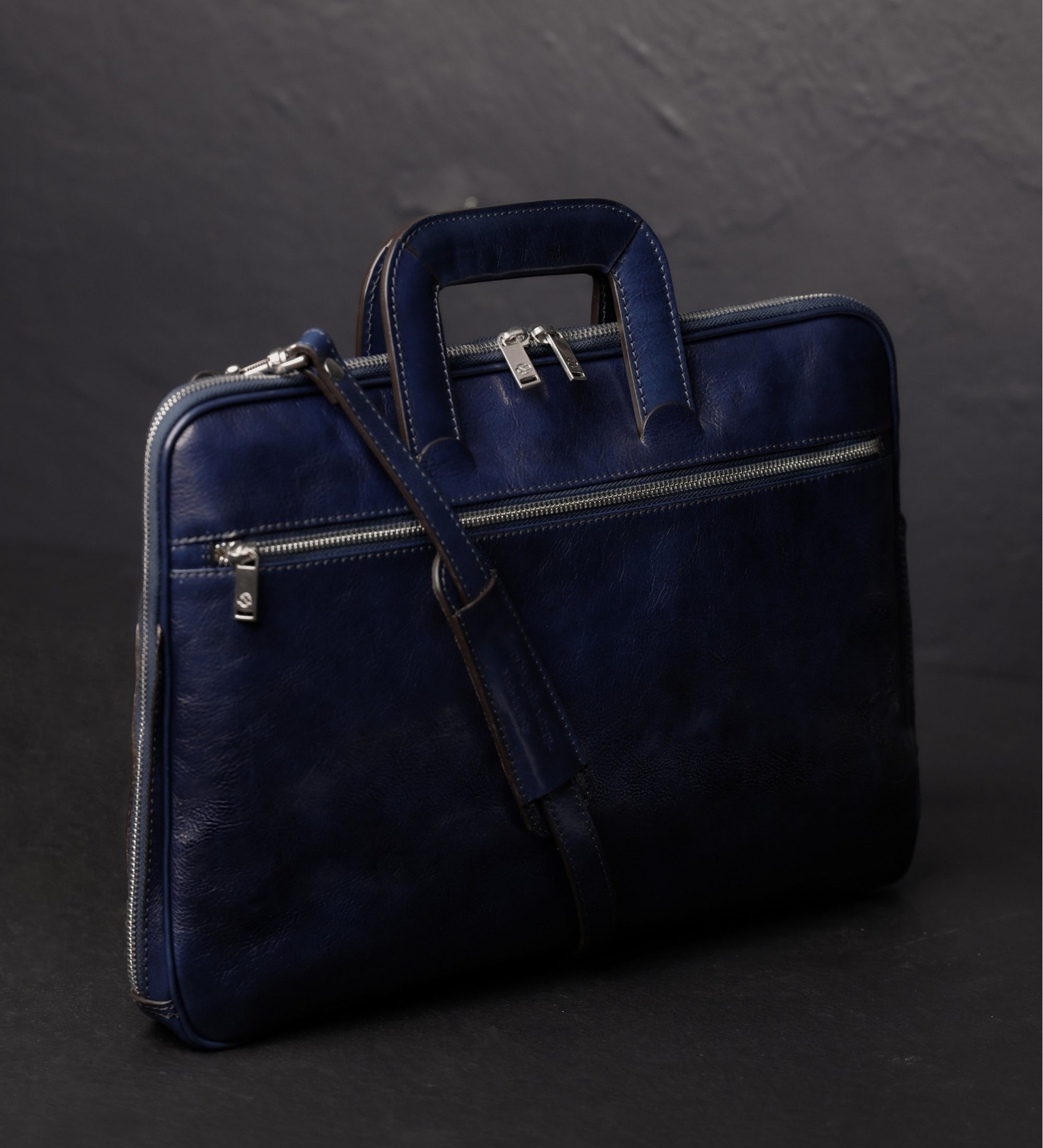 Bolso para portátil/maletín de cuero: Brave New World