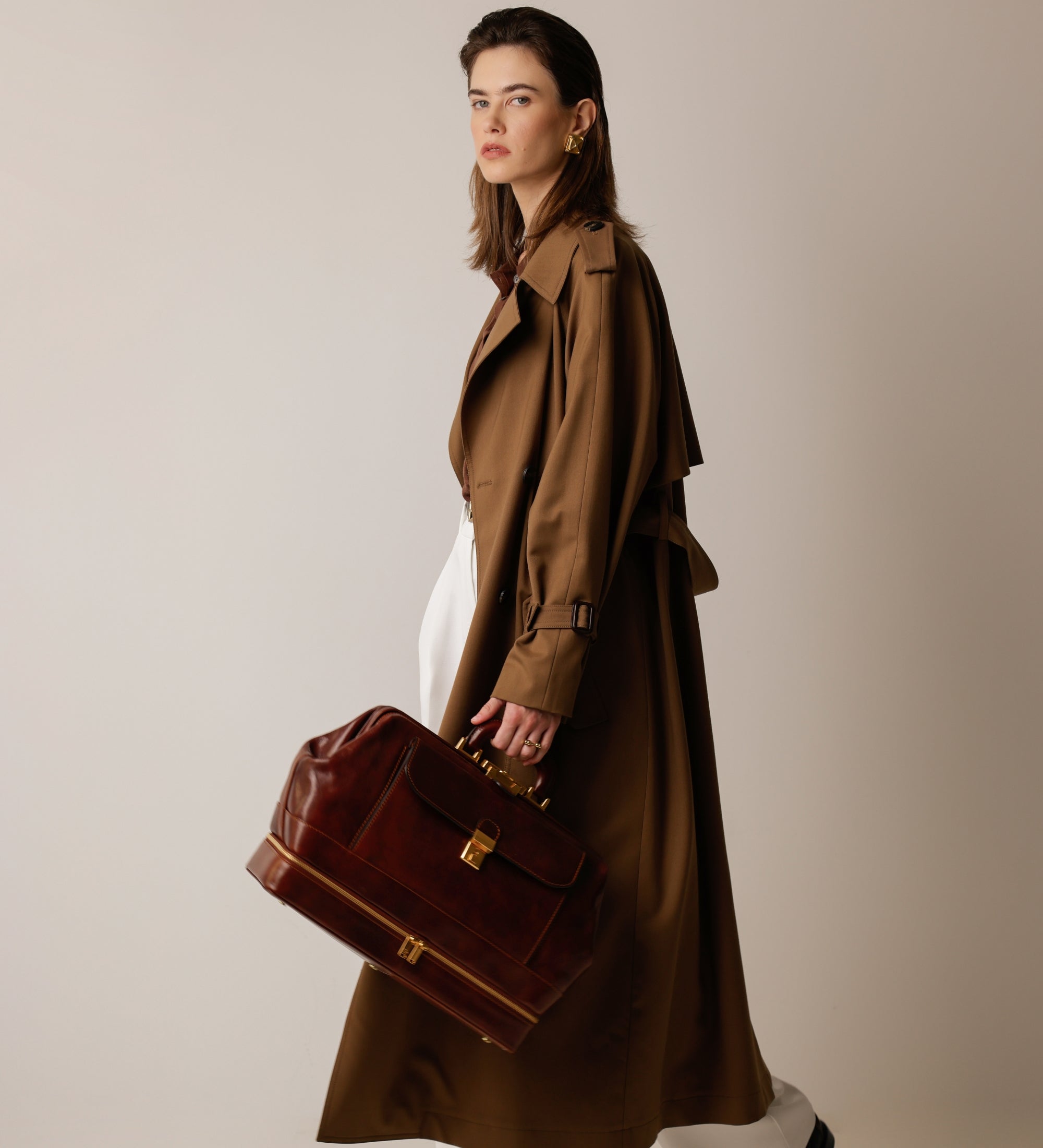 Bolso de médico de cuero italiano grande para mujer: The Master and Margarita