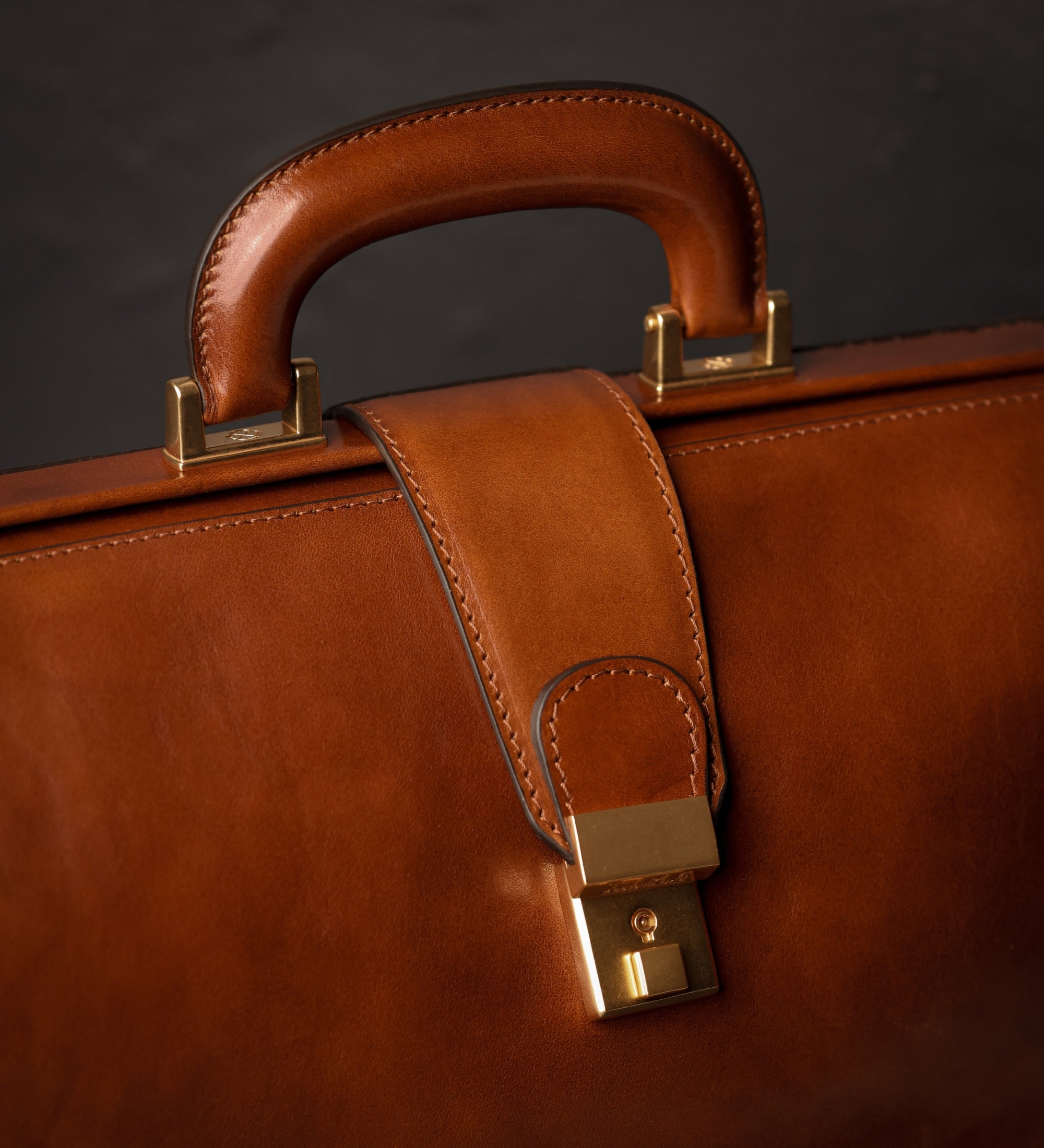 Bolso de médico de cuero pequeño: David Copperfield