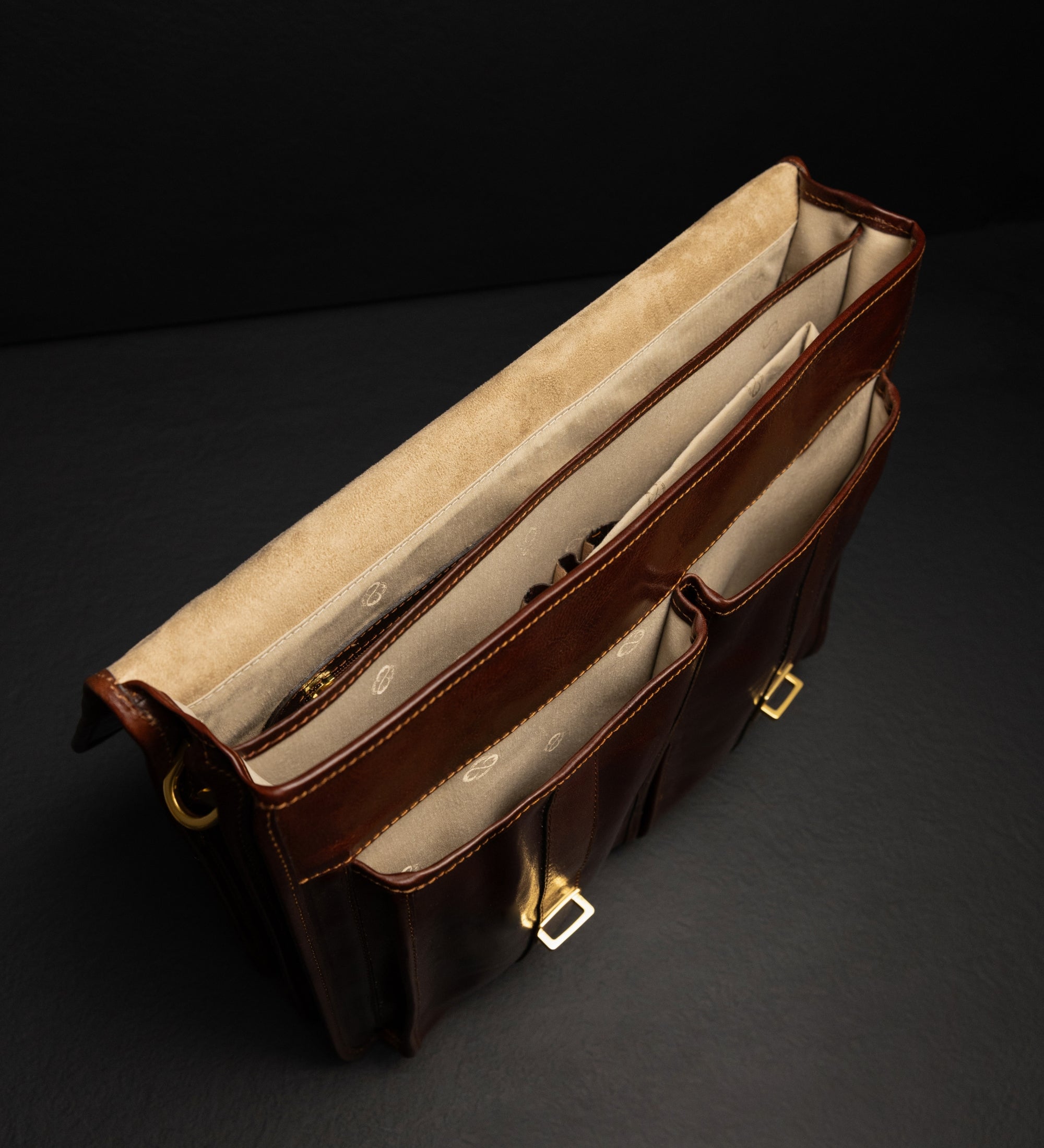 Bolso tipo satchel, maletín de cuero: The Time Machine