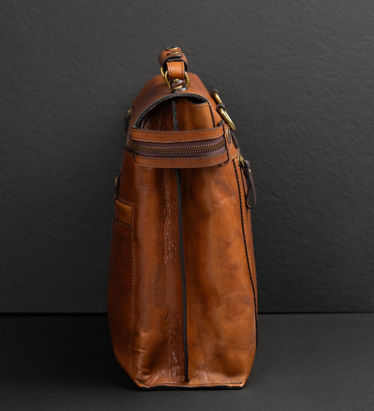 Bolso para portátil/maletín de cuero marrón: From Here to Eternity
