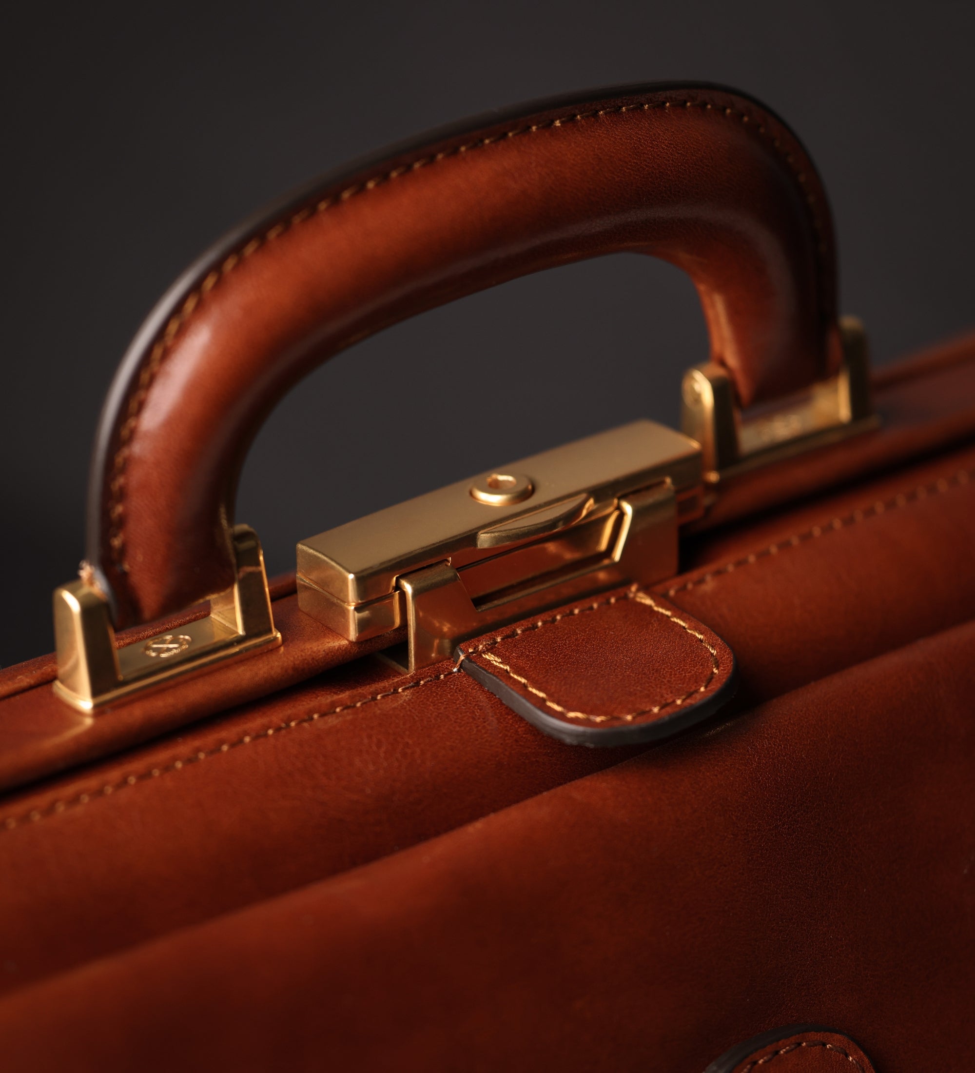 Bolso de médico de cuero italiano grande: The Master and Margarita