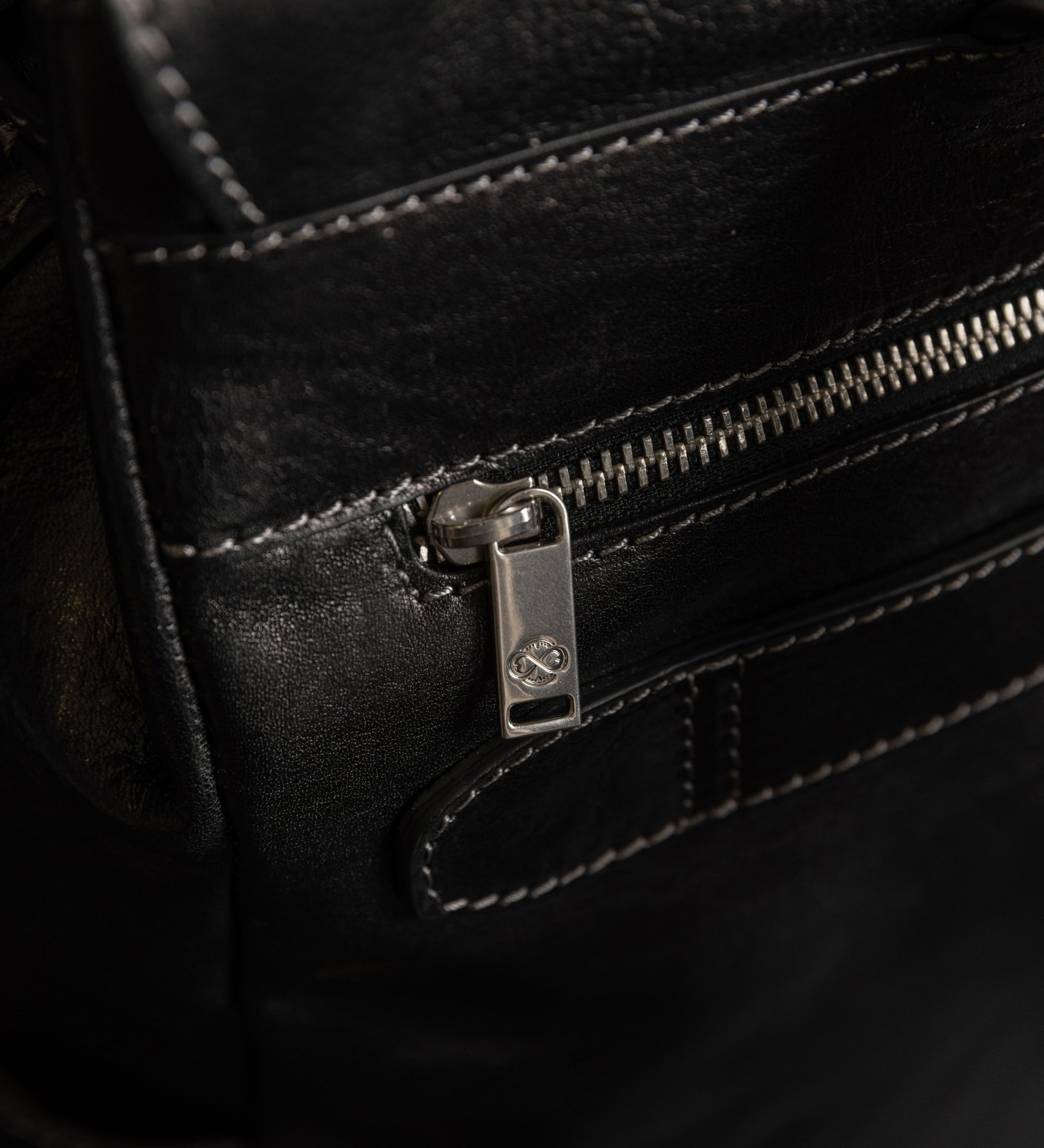 Mochila de cuero: The Good Earth