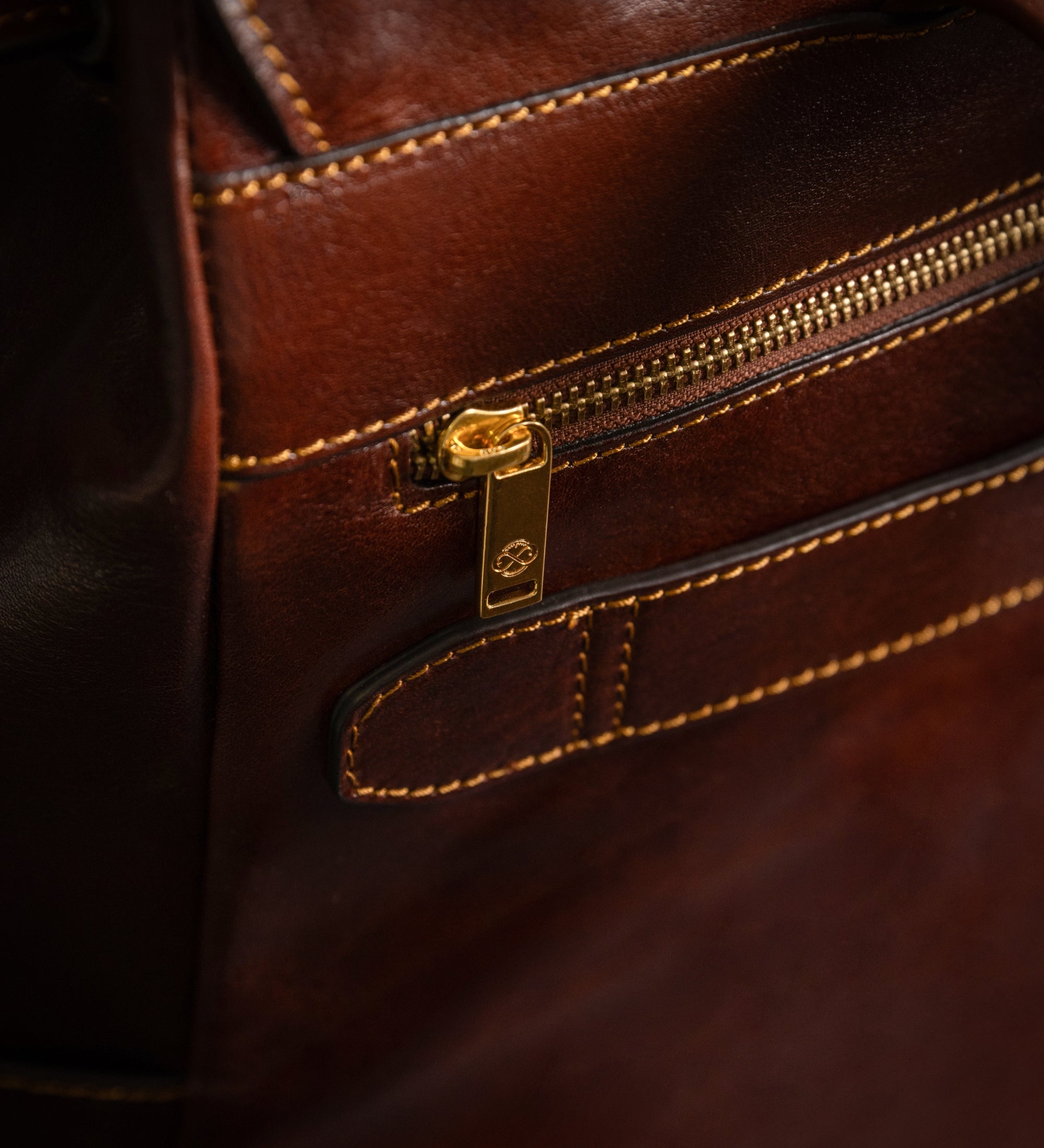 Mochila de cuero: The Good Earth