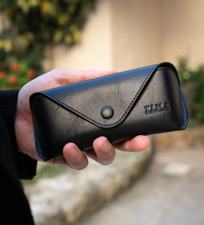 Estuche de cuero para gafas: A High Wind In Jamaica