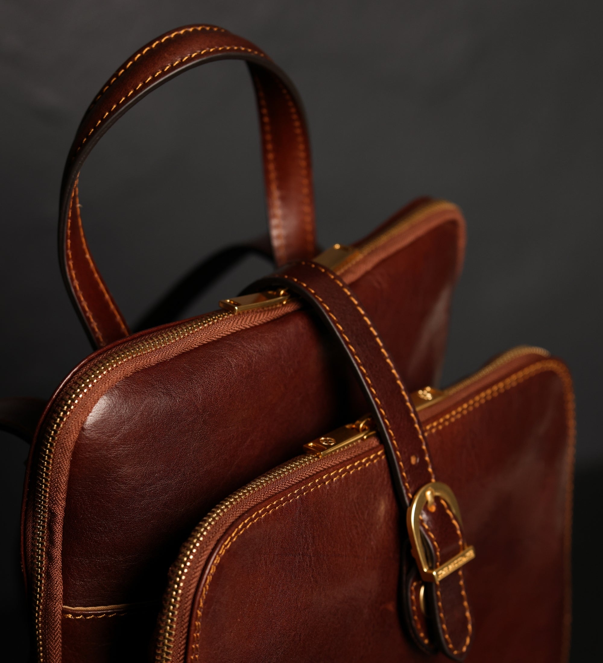 Bolso de hombro/mochila de cuero convertible para mujer: Clarissa
