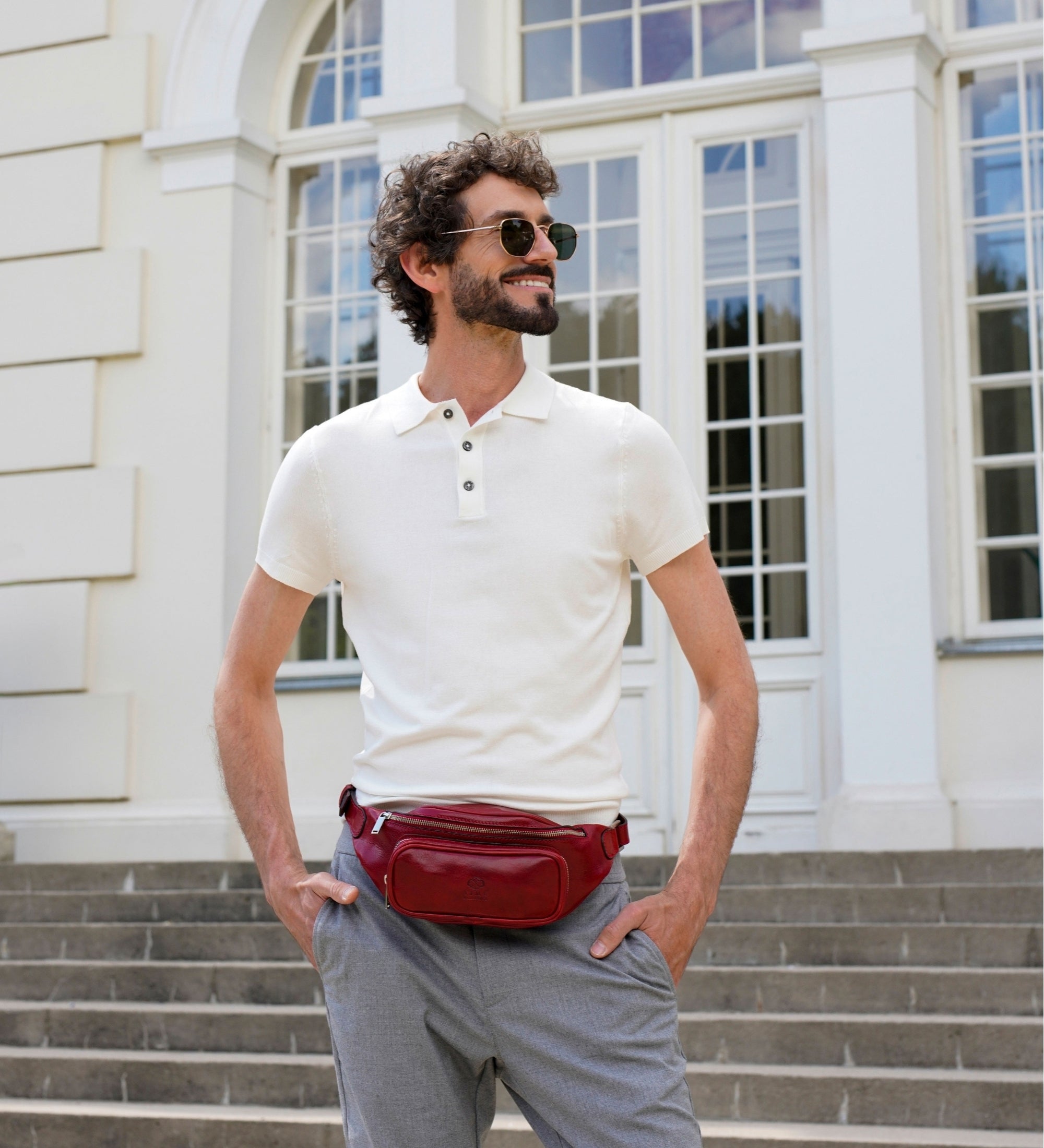 Riñonera/sling bag de cuero: Independent People